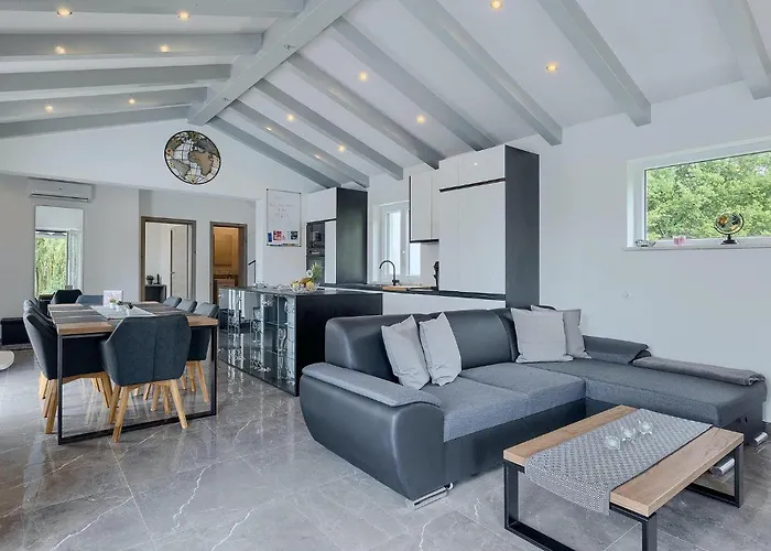 בית נופש Simone Paradiso *