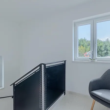 Simone Paradiso Martinski